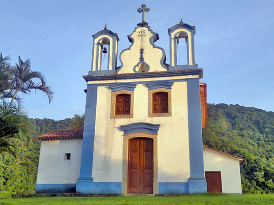 Igreja Monte Serrat, erguida em 1766