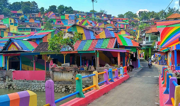 rainbow-village