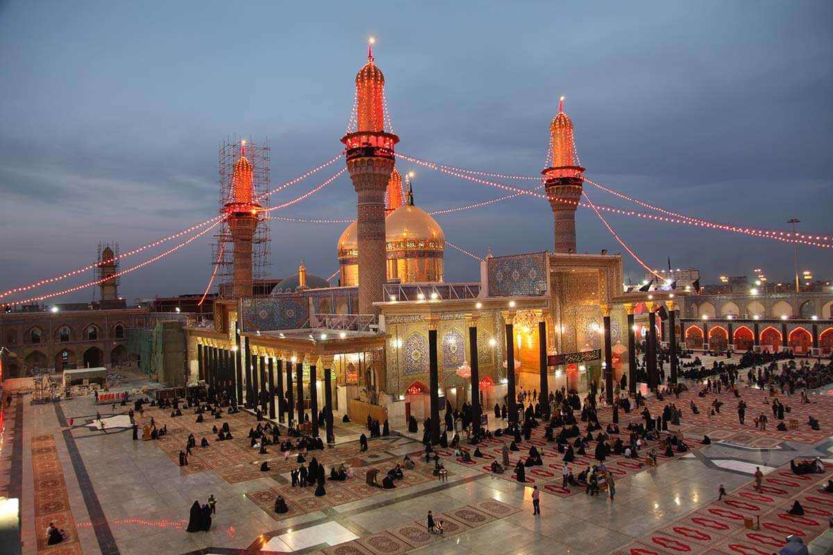 França x Iraque, além do futebol: qual destino combina mais com seu estilo de viagem? Places To Visit In Baghdad Iraq Shrine Of Imam Musa Al Kadhim And Imam Muhammad Al Jawad In Al Kadhim
